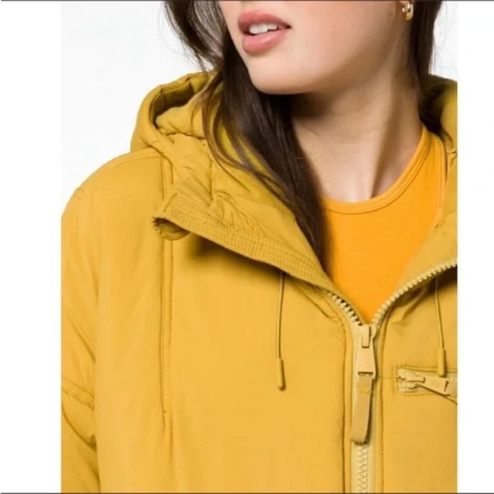SALE NWT FP Movement Survival Mode Puffer Yellow Desert Grass Jacket 50% OFF - Picture 5 of 8